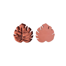 Load image into Gallery viewer, Wholesale Partner: Treleaf - Tera Sausr - Leaf-shaped Pot Saucer - Drip tray for houseplants - Humidity tray
