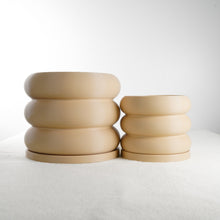 Load image into Gallery viewer, Wholesale Partner: Rosebud HomeGoods - Bubble Planter/ Donut Planter with Drainage
